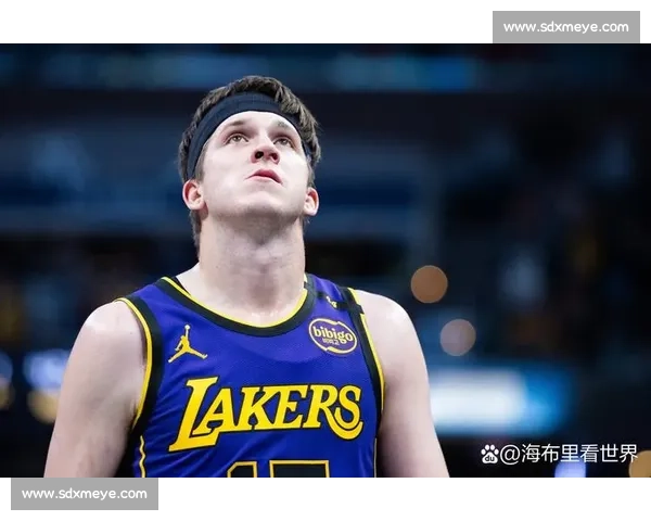 拒 8920 万合同后湖人陷困局 美媒提议里夫斯换穆雷