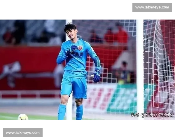 颜骏凌压阵，薛庆浩、于金永加盟：国足东亚杯门将新老交替解析