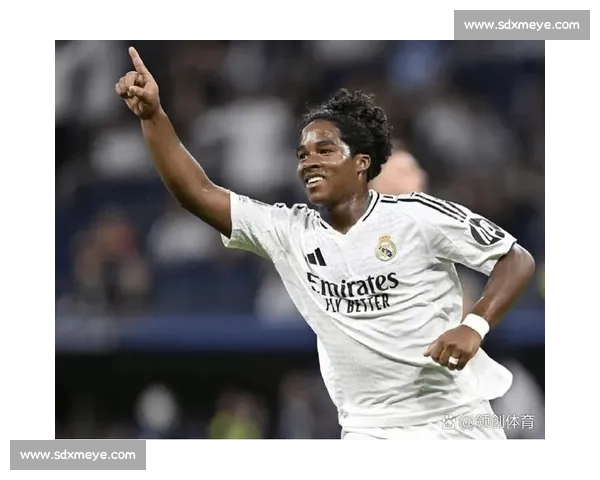 皇马官宣恩德里克抵美合练 巴西神童剑指世俱杯新征程